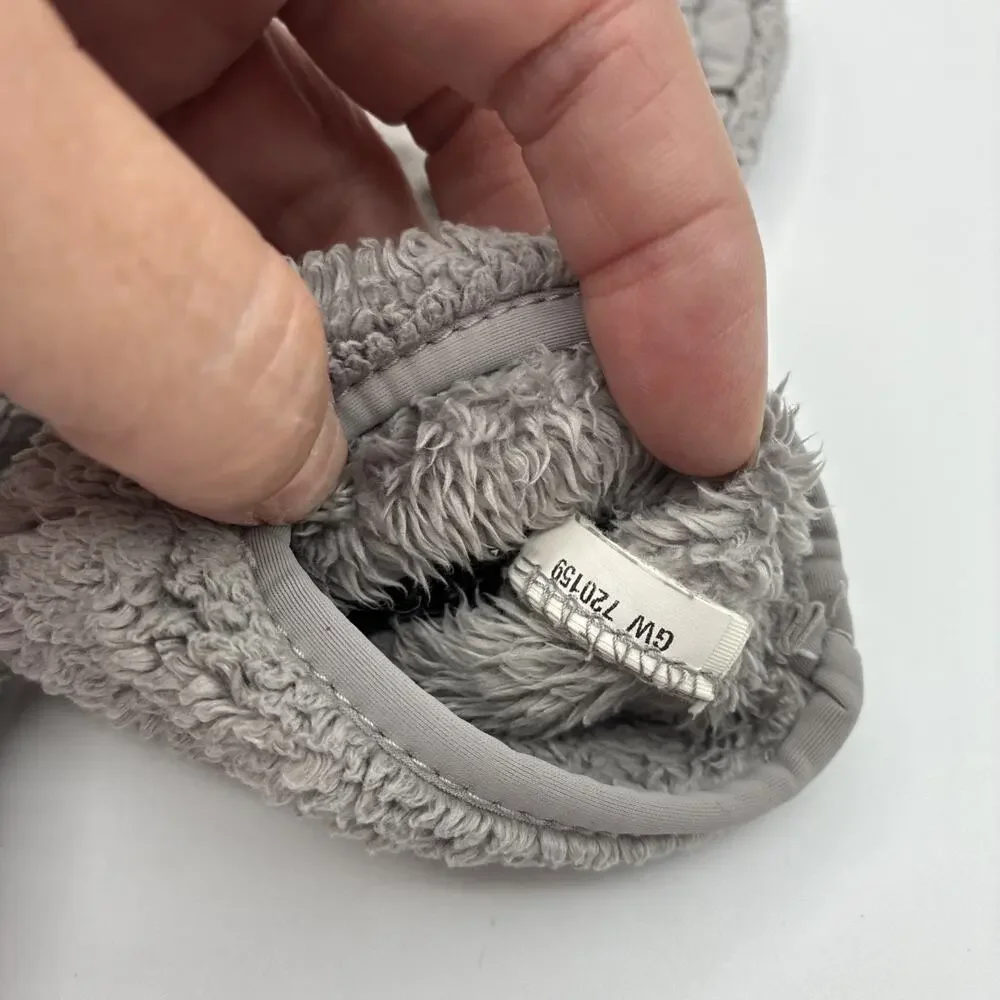 The North Face Women’s Winter Gloves Size Small Gray Fleece Fuzzy